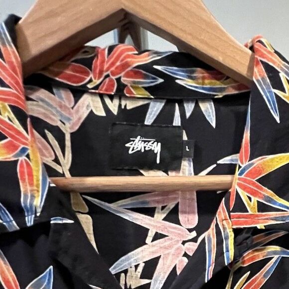 Stussy - Bamboo Pattern S/S Shirt (#114928-001) - Black, Red - Picture 3 of 7
